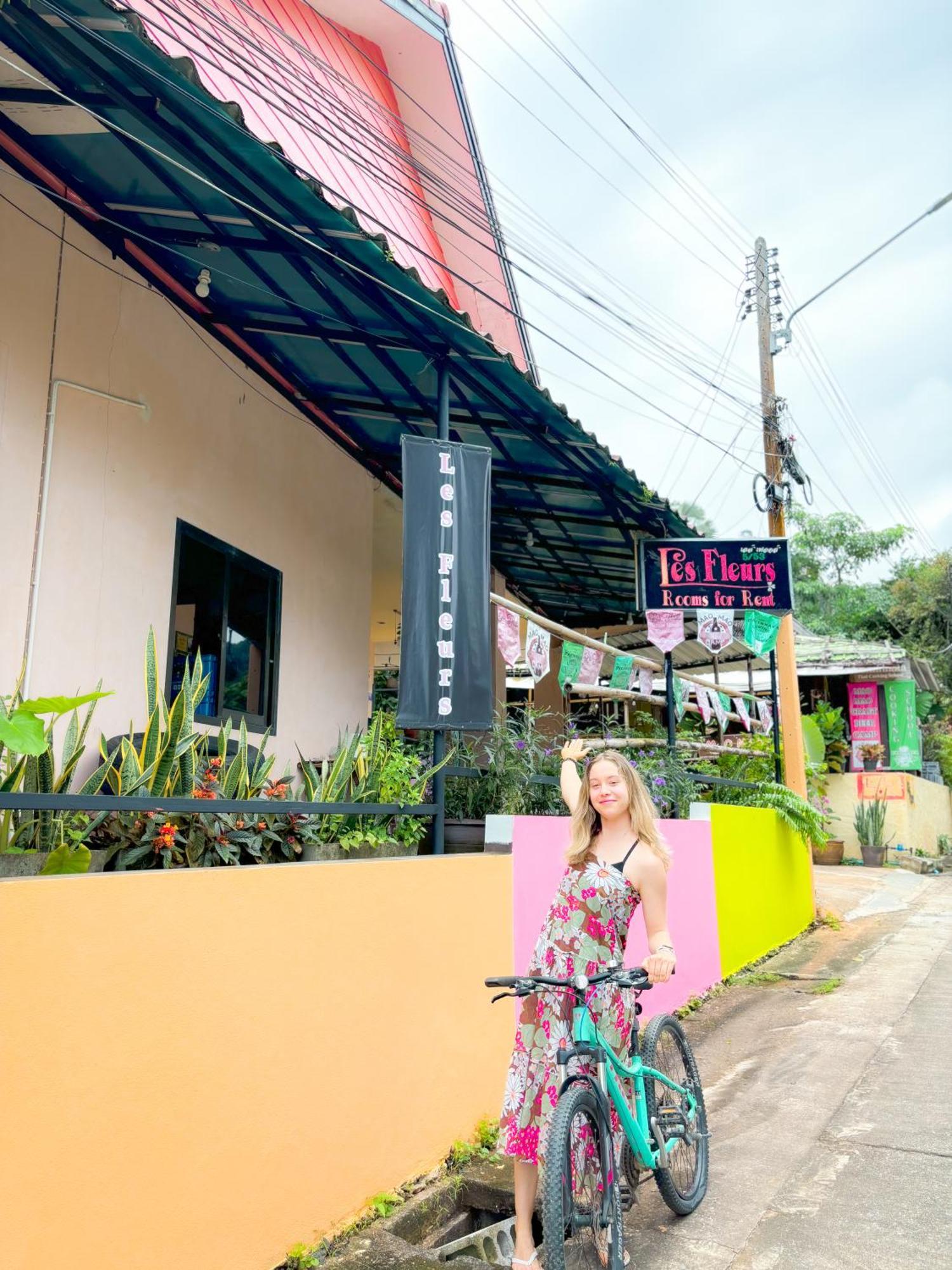 Les Fleurs House Bed & Breakfast Khao Lak Exterior photo