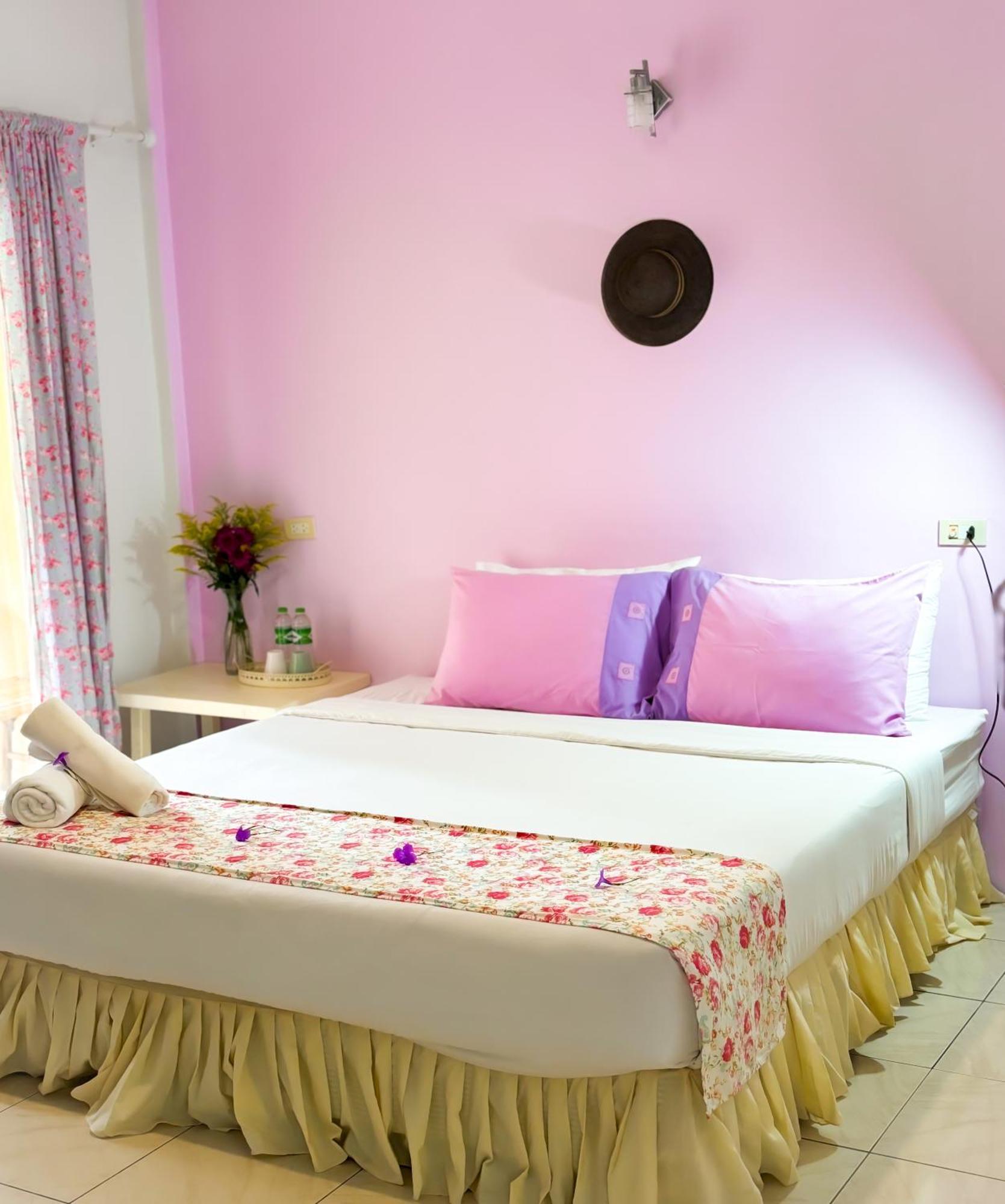 Les Fleurs House Bed & Breakfast Khao Lak Exterior photo