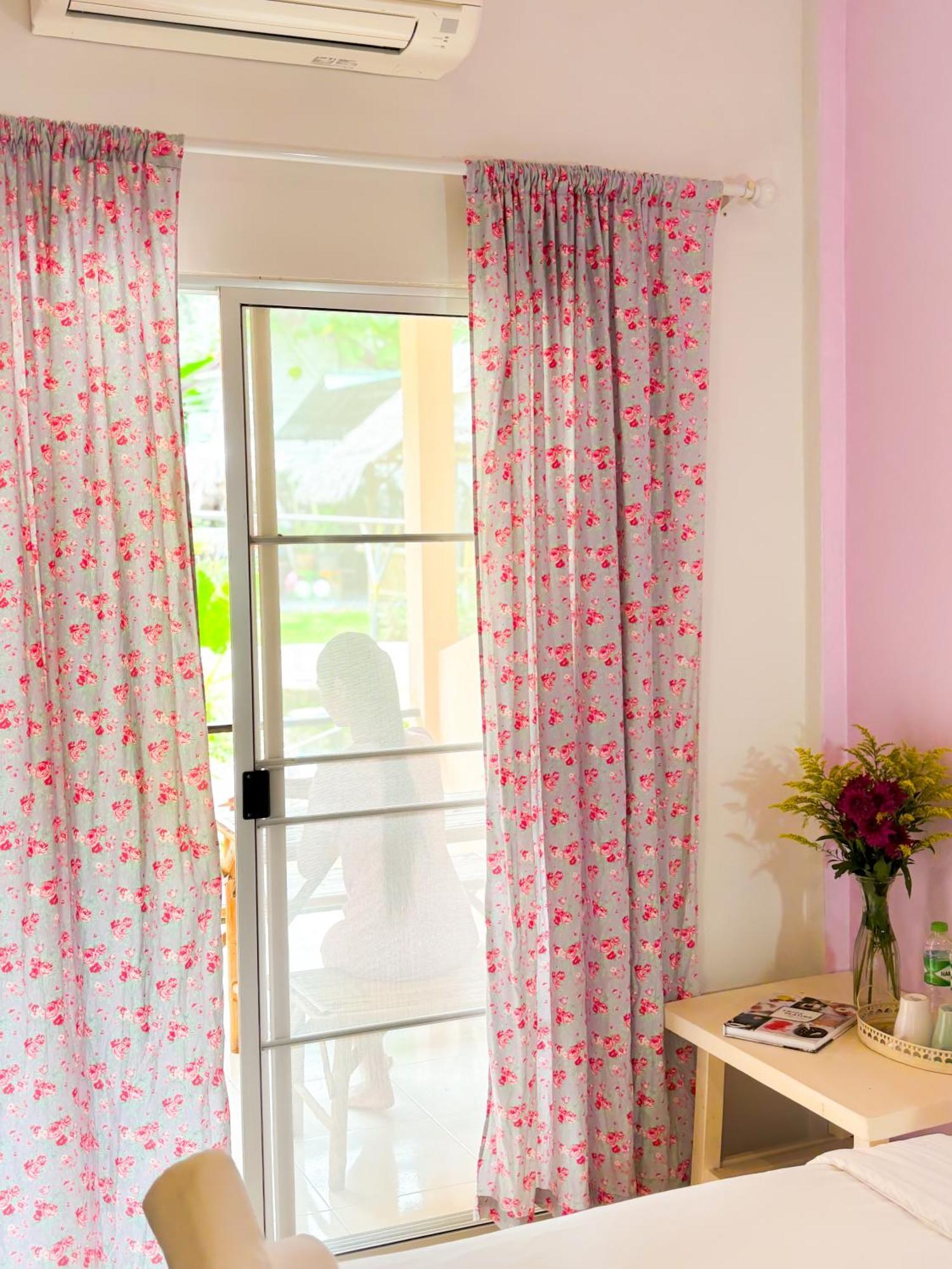 Les Fleurs House Bed & Breakfast Khao Lak Exterior photo